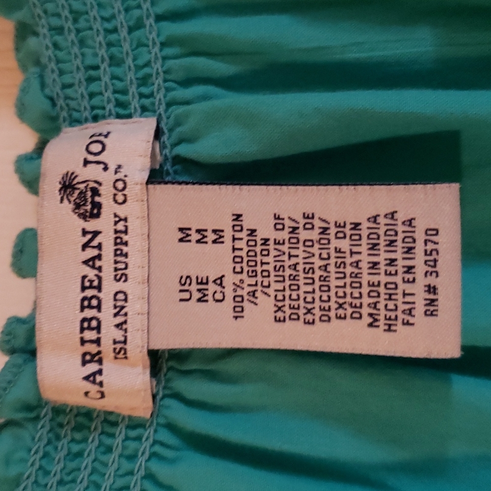 Caribbean Joe brand teal short sleeve shirt. Size M